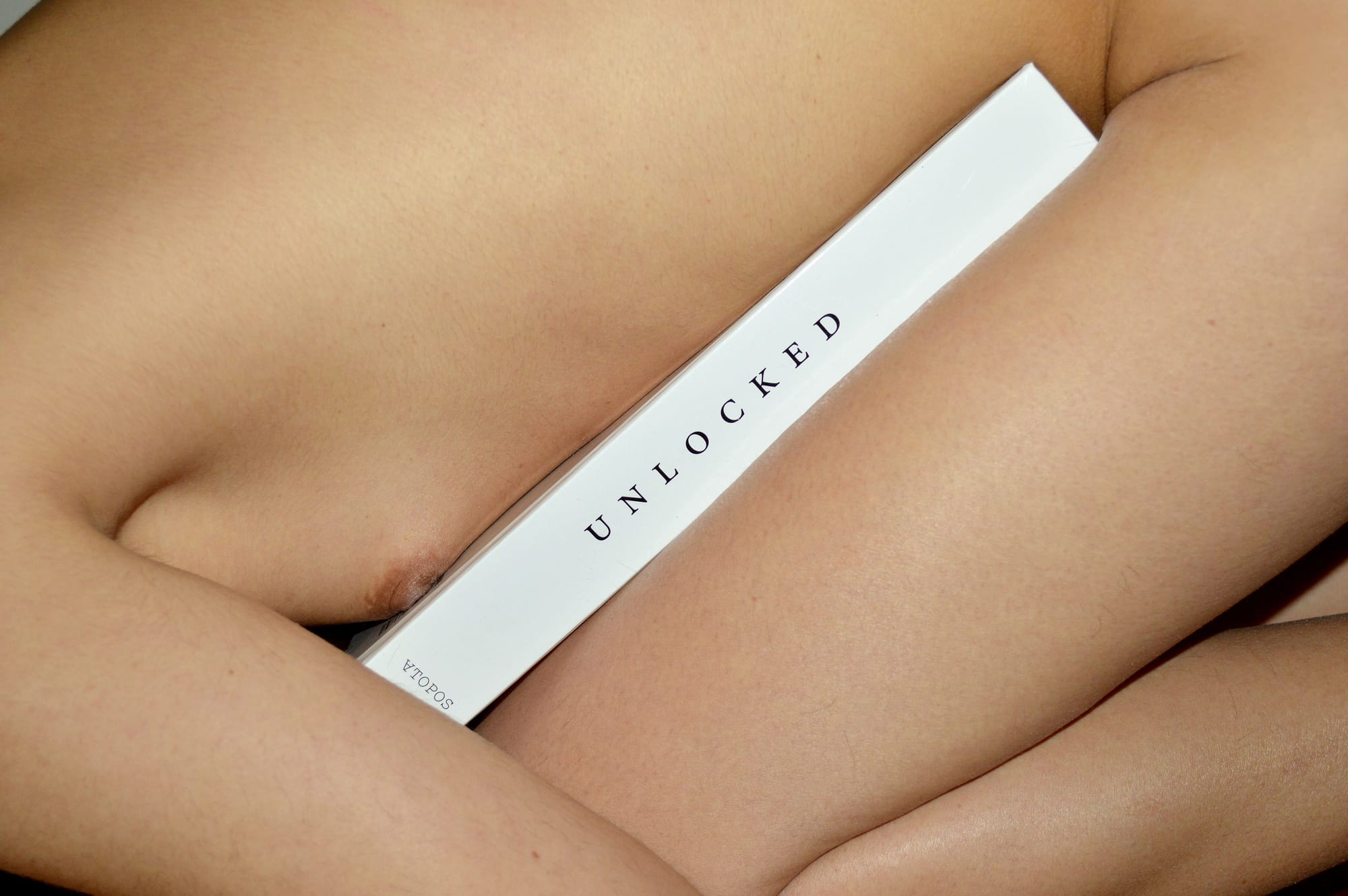 p2_unlocked_book_shooting_by_kostis_fokas_atopos_yatzer