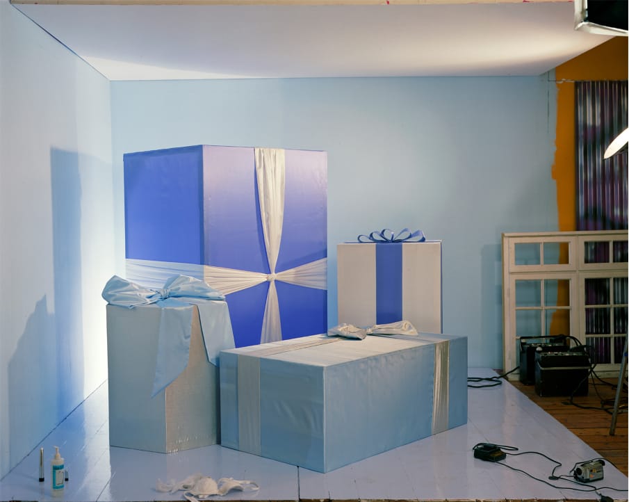 empty porn sets, Present Set