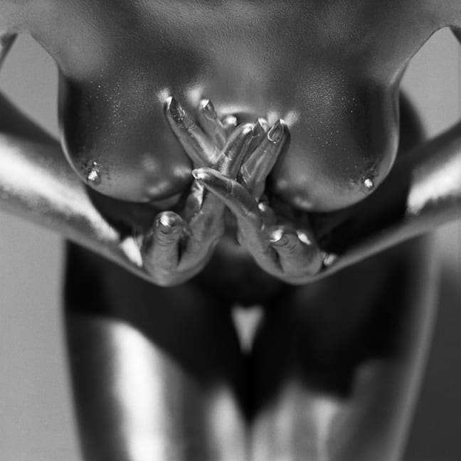 Sandy making a heart