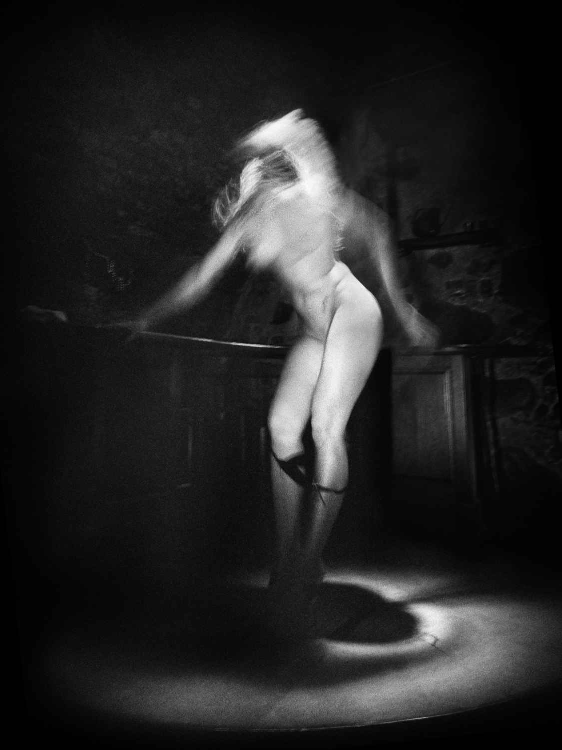 Sans titre, série Agonie, 2009, par Antoine d'Agata