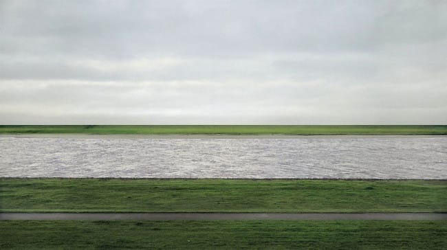 1. Rhein II (1999) Crédit photo: Andreas Gursky Vendue 4,3 millions de dollars
