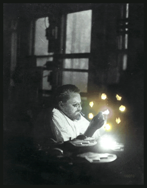 tumblr_niuahssEIn1qe6mn3o1_r1_500