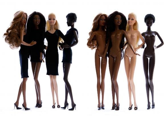 _wsb_583x415_diasec+2+barbies+60x40+ok+applatie+15+X+10