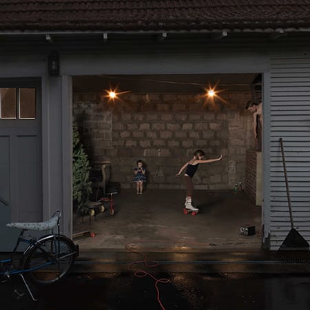 julie-blackmon_garage-2012_12