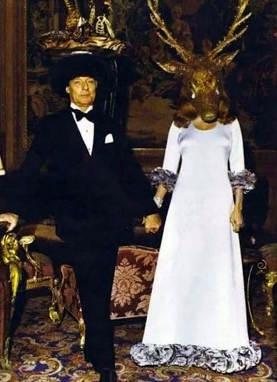 Ici, elle est toute vêtue de son costume. Comme c’est charmant