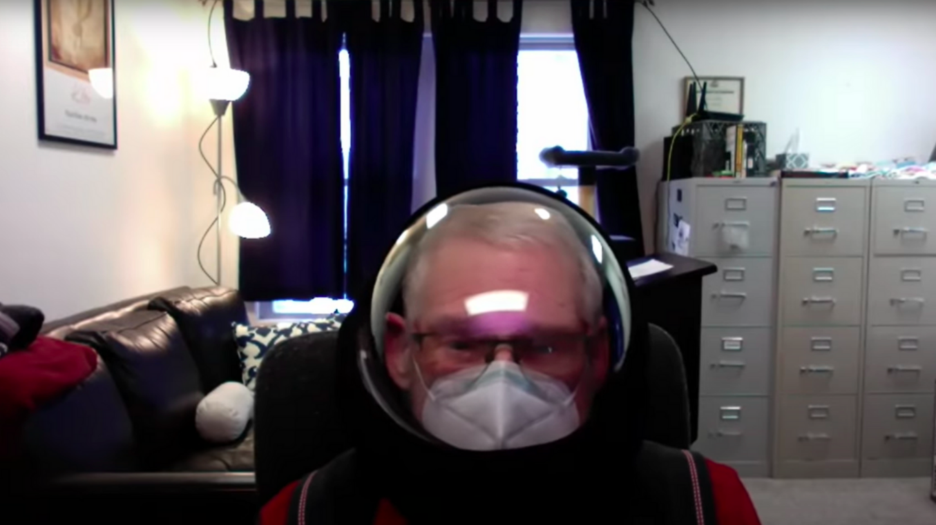 Barry Mehler lors d'une vidéo de cours téléchargée sur YouTube.