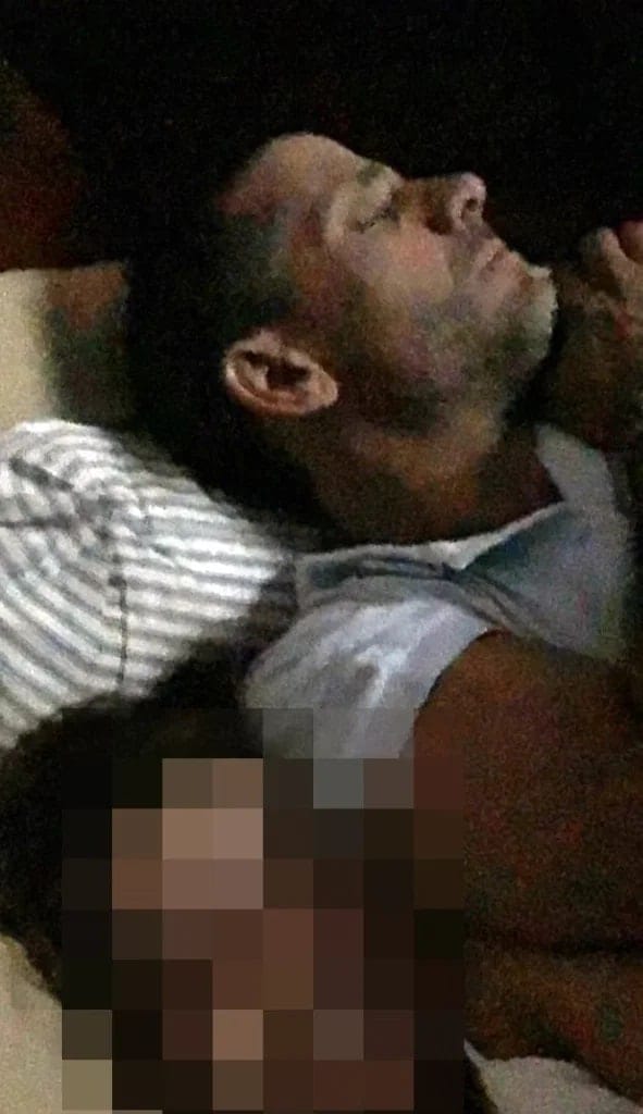 Ces révélations ont été extraites de l'ancien ordinateur portable d'Hunter Biden, qui, il faut le rappeler, a été laissé en réparation dans un magasin de Wilmington (Delaware) – où réside Joe Biden. Le contenu de cet ordinateur – dont des e-mails d'Hunter Biden – ont été examiné par le FBI, qui n’y a pas trouvé de preuve de désinformation russe selon le New York Times. Il aurait ensuite transité entre les mains de Rudy Giuliani, avocat personnel de Donald Trump, qui l’a confié au New York Post.