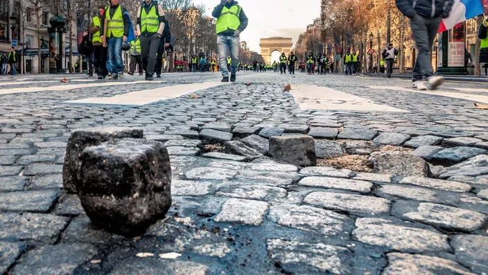 Les propriétaires immobiliers ignorent, pour la plupart, le coût élevé des travaux de rénovation énergétique qu'ils devront régler. AdobeStock