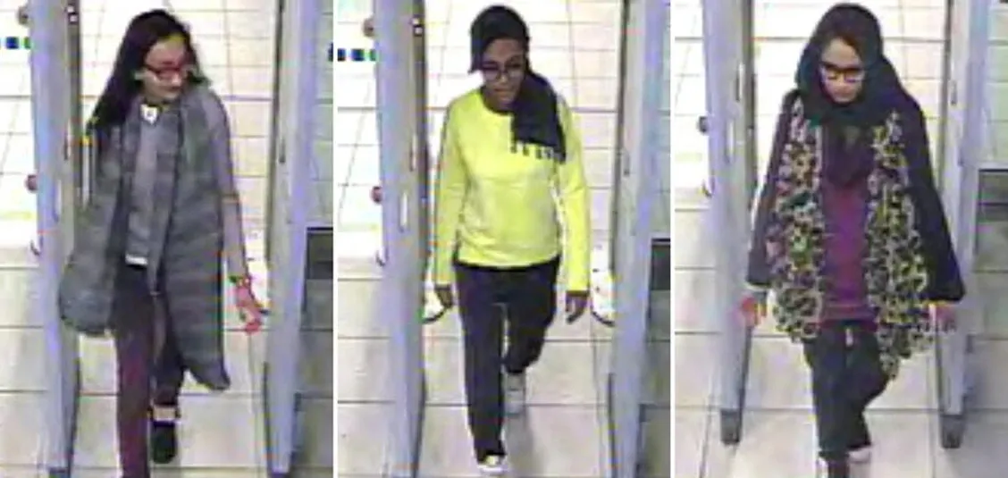  A 2015 combination of handout CCTV pictures shows, left to right: British teenagers Kadiza Sultana, Amira Abase and Shamima Begum. Photo by Metropolitan Police Service 