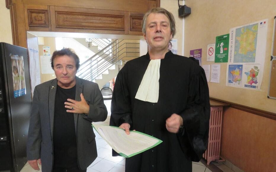 Richard Dewitte était entré en contact avec l'adolescente de 13 ans sur un site de rencontres sans se douter qu'il échangeait en réalité avec un gendarme. 